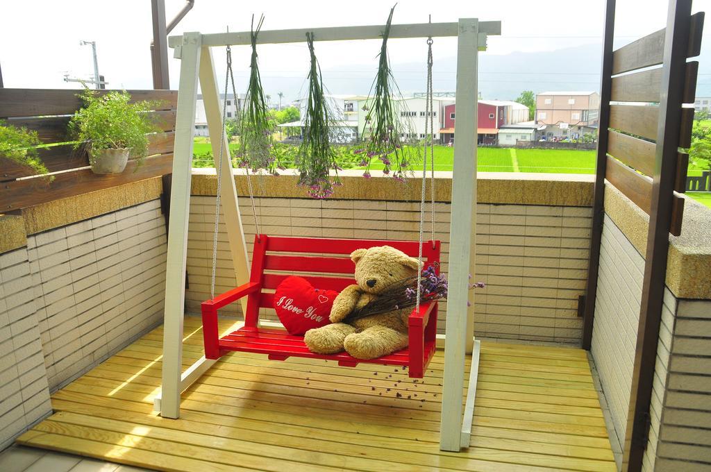 Yilan Happy Orange Homestay מראה חיצוני תמונה